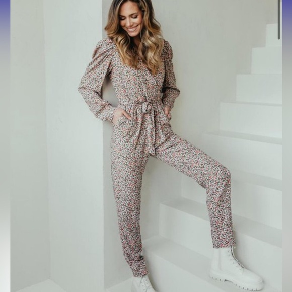 NWT women’s  Lofty manner floral jumpsuit - Picture 3 of 8